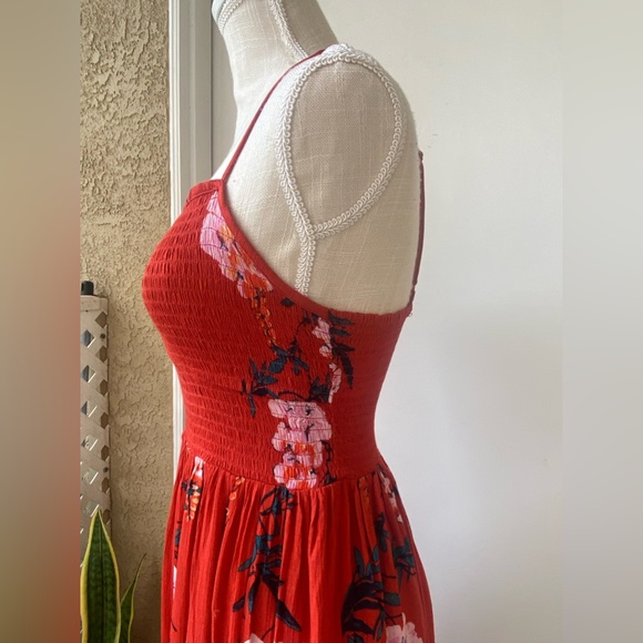intimately free people beau red floral smocked maxi sundress - Picture 3 of 11